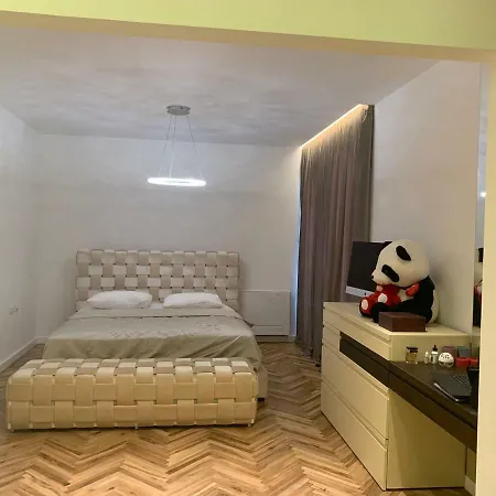 Private And Luxurious * Τίρανα
